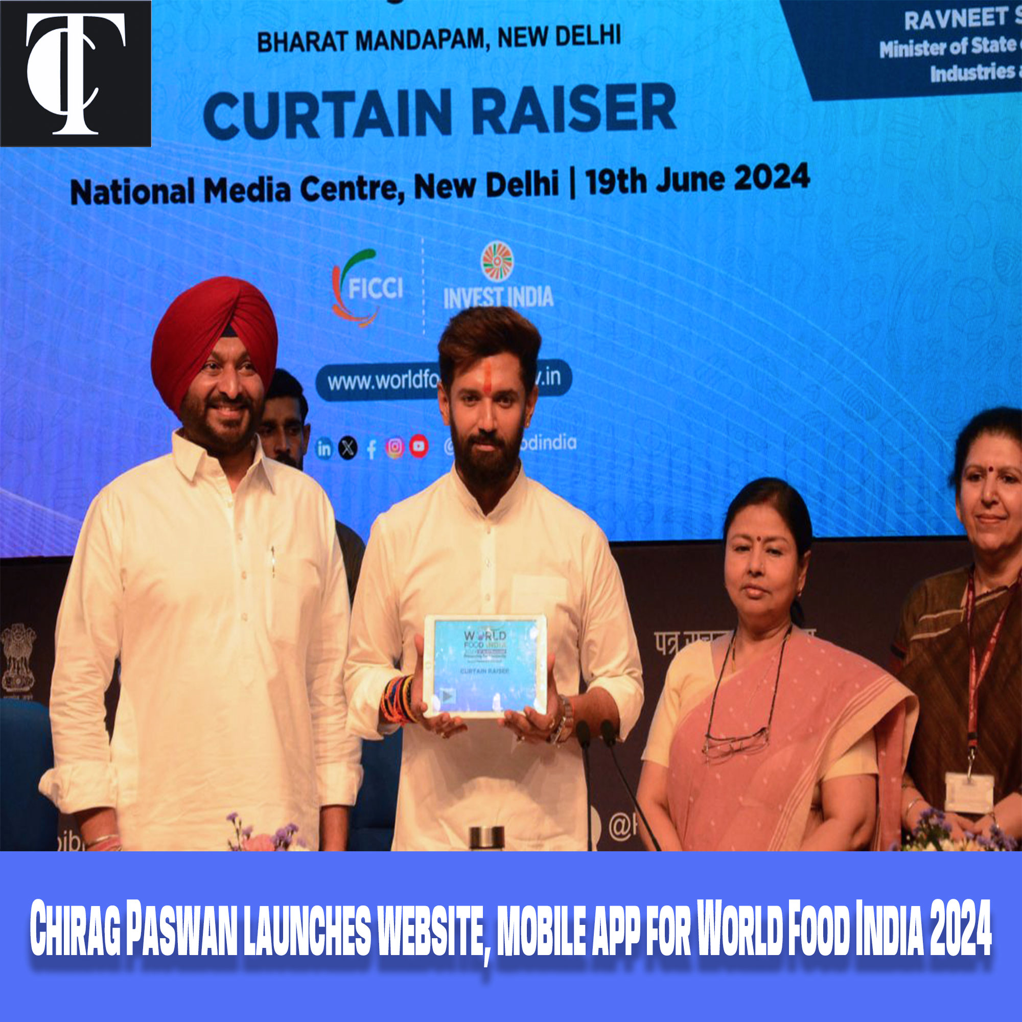 Chirag-Paswan-launches-website,-mobile-app-for-World-Food-India-2024.